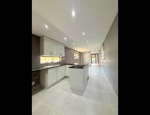 2 BEDROOM PROPERTY TO RENT IN SUNNINGDALE